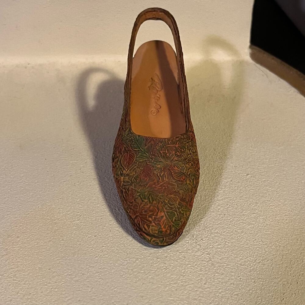 Just the Right Shoe Autumn